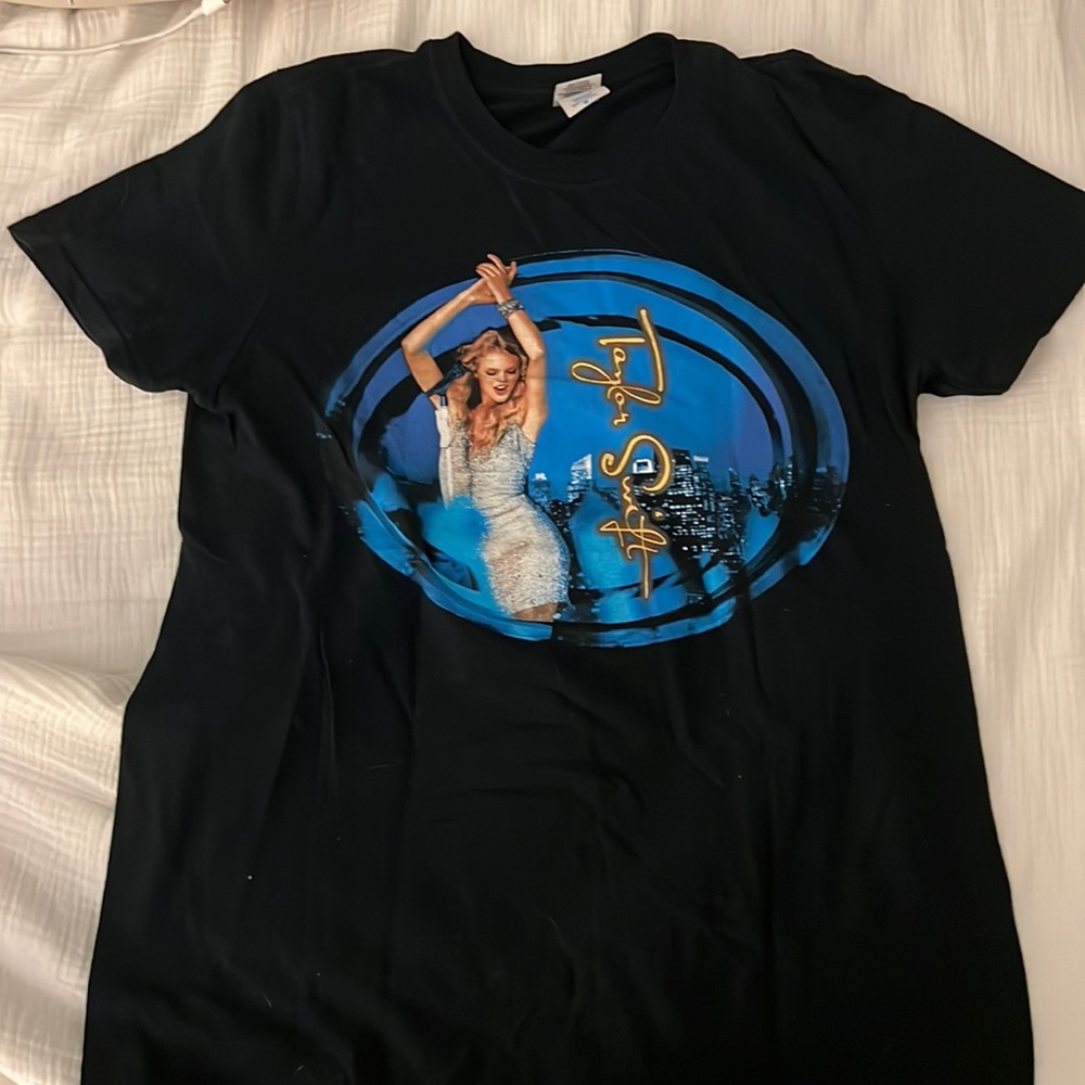 Taylor Swift Speak Now World Tour Merch Tee